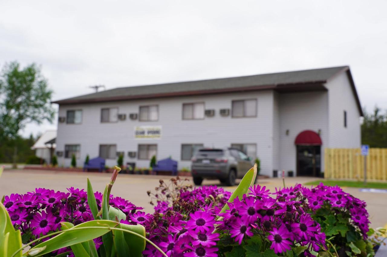 Model Towne Inn Motel Gwinn Exteriör bild