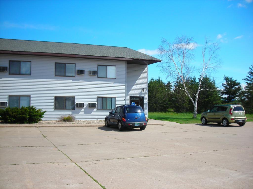 Model Towne Inn Motel Gwinn Exteriör bild